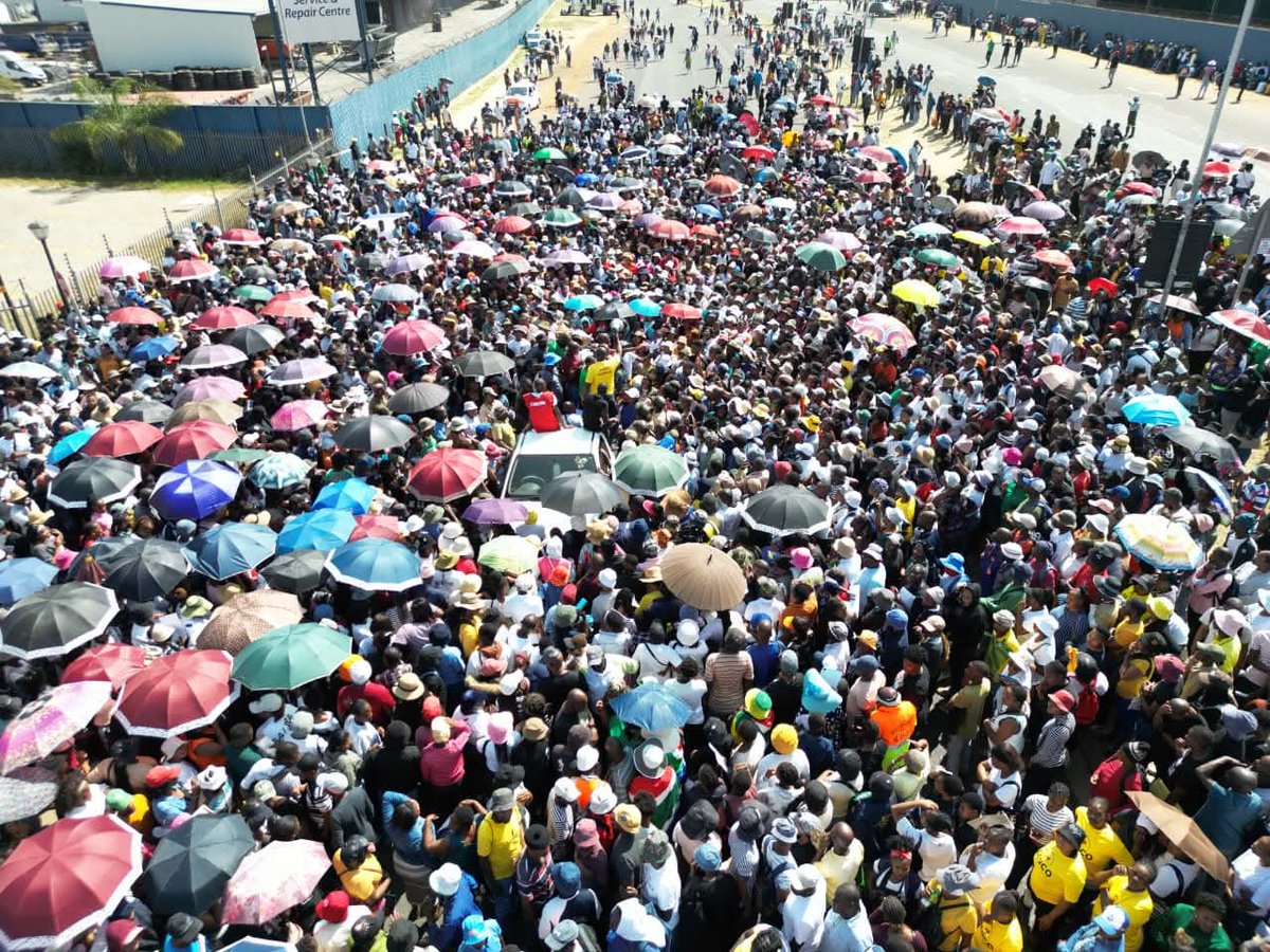 Rosslyn  earlier Today....  Youth Protested Rosslyn companies over jobs.