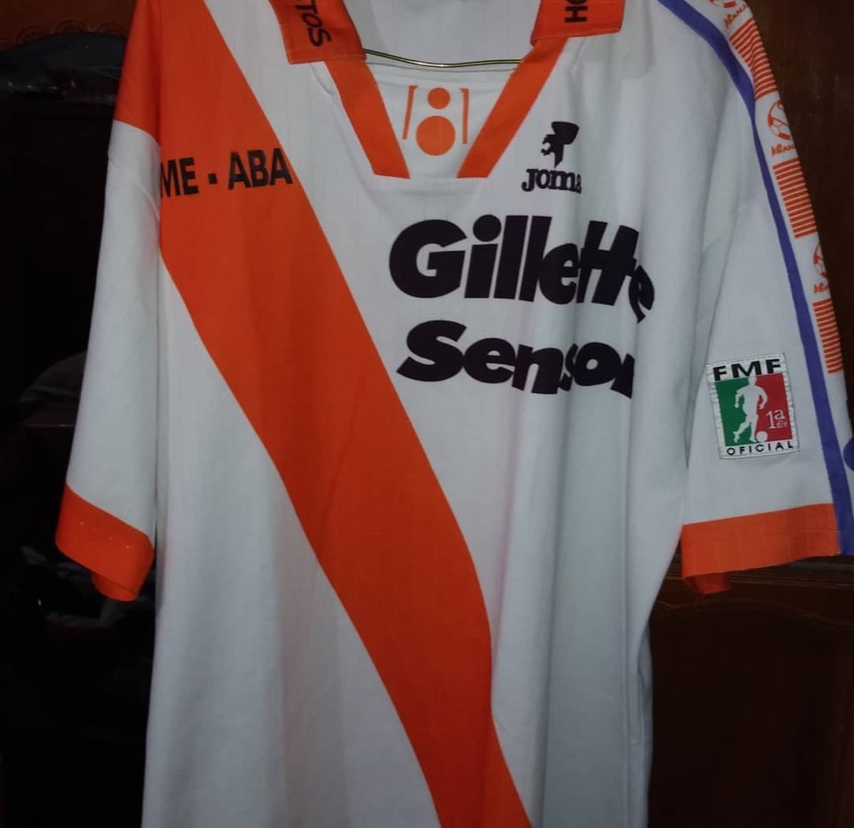 Leyendas Enfranjadas tweet media