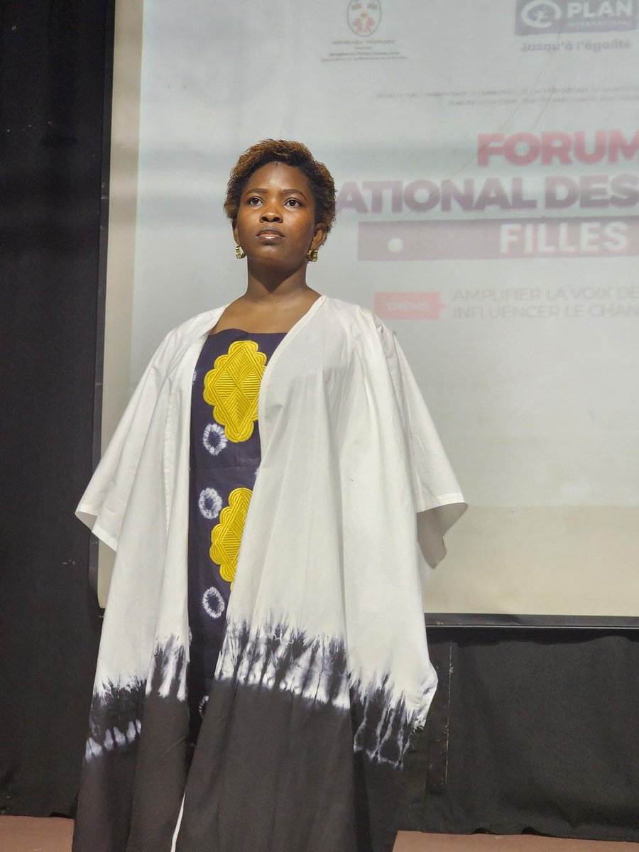 NON, C’EST NON. MON CORPS, MES DROITS.
Un moment vibrant où les filles ont marché avec fierté, brisé les chaînes des stéréotypes et affirmé haut et fort leur droit à disposer d’elles-mêmes. Merci à la marque @Nadiaka pour cette belle alliance de style et de conviction !