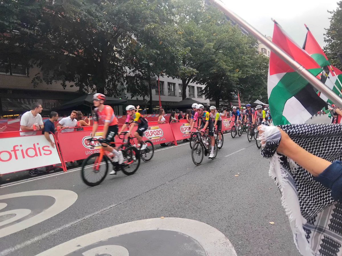 🇵🇸 ELAk defendatzen du mobilizazioak beharrezkoak direla Israelgo Estatu genozidarekiko merkataritza eta harreman ekonomikoak eteteko.

✖️ Sindikatuak <a href="/BingenZupiria/">Bingen Zupiria</a>|ren adierazpenak ukatu ditu, “Euskal Herriaren irudia kaltetzen” dutela aitortu baitu.

🔗 labur.eus/p9bga350