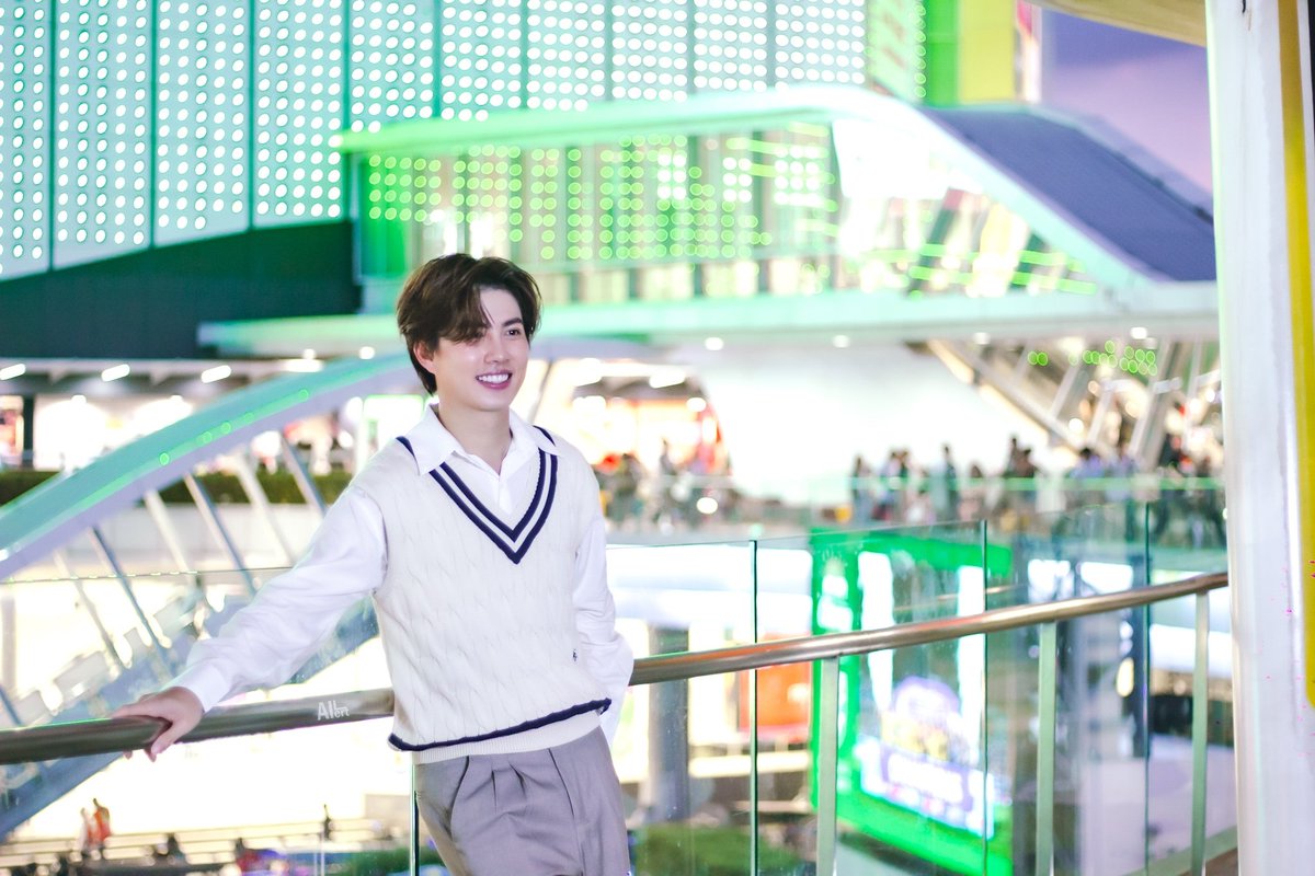 AllAlert_NP's tweet image. 𝙃𝘼𝙋𝙋𝙔 𝘽𝙄𝙍𝙏𝙃𝘿𝘼𝙔 𝘽𝙀𝙉𝙕𝘼𝙇𝙀𝙍𝙏  🦊🤍 

ขอให้เป็นการเริ่มต้นปีที่​ 27 ที่ดี​ ขอให้เบนซ์ถูกคนพบจากคนที่รักและเอ็นดูเบนซ์เพิ่มขึ้นเรื่อยๆนะ (จริงๆมันเกิดขึ้นแล้วแหละเนอะ) ขอให้กินอิ่มนอนหลับ ไม่เจ็บไม่ป่วย(แต่ถ้าป่วยก็ขอให้หายไวๆนะ😆) รักมากๆคั้บ🤍
#ALERTbirthday27th