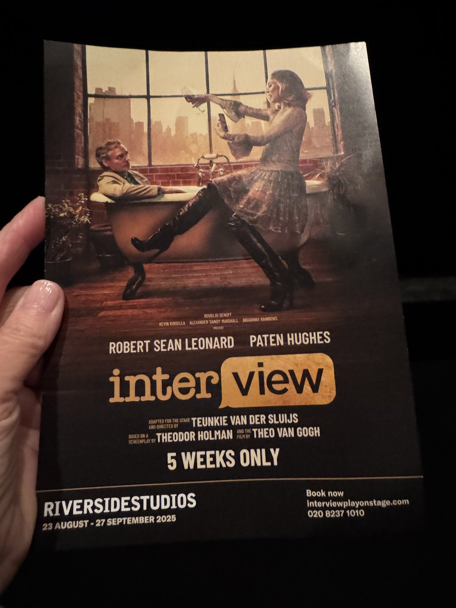 Katya &amp; Pierre along &amp; their neuroses are quite funny with good world commentary that criticises the media, celebrity cult &amp; misguided cultural beliefs #Interview <a href="/RiversideLondon/">Riverside Studios</a> The last twist felt inevitable, I wanted Pierre to be a good guy
Amazing two-hander performance!