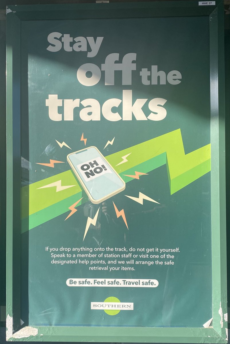 OntheTrains tweet media