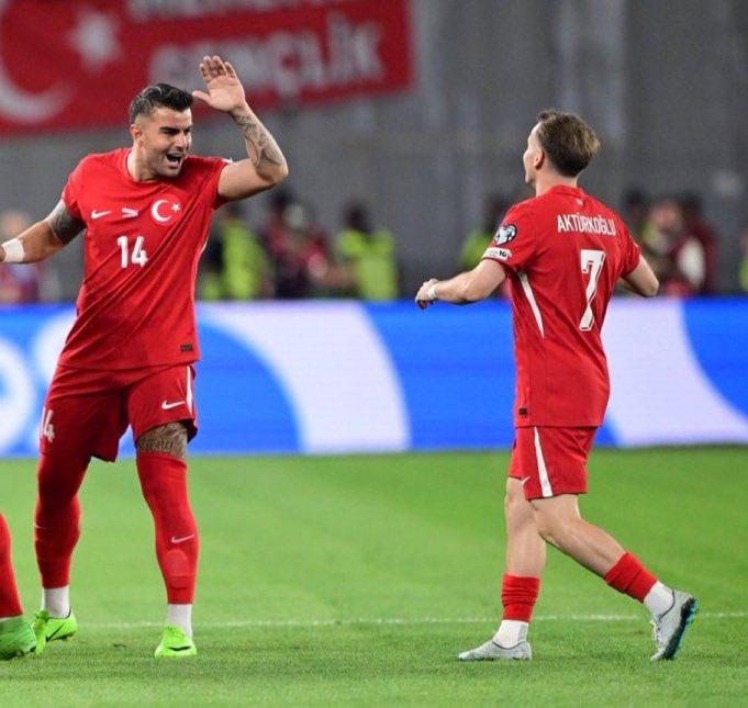 Milli Takım içerisinde ayrışma kabul edilemez bravo çocuklar ❤️🤍

Kerem Aktürkoğlu - Abdülkerim Bardakçı