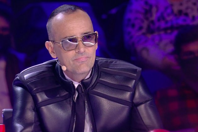 A ver <a href="/ristomejide/">Risto Mejide</a> cuándo nos vas a informar sobre el caso Montoro y toda la corrupción del Gobierno de Rajoy..
Luego no te quejes si te llaman facha..