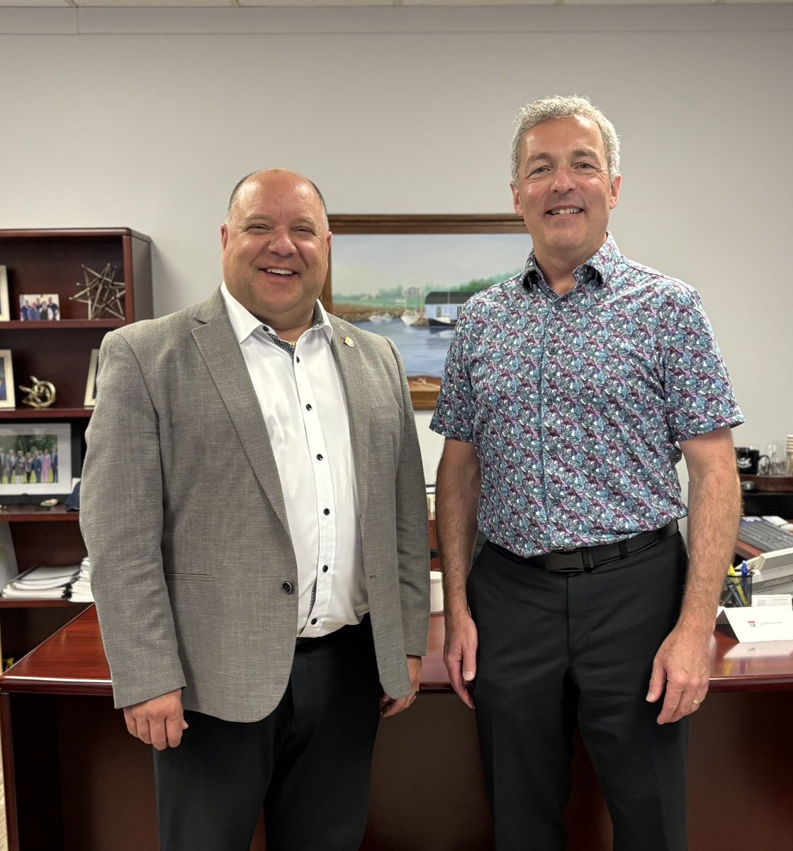 In #Charlottetown #PEI discussing extended producer responsibility programs with Environment Minister Gilles Arsenault.Always an active file with some growing pains but lots of positive change. #retail <a href="/RetailCouncil/">Retail Council of Canada</a>