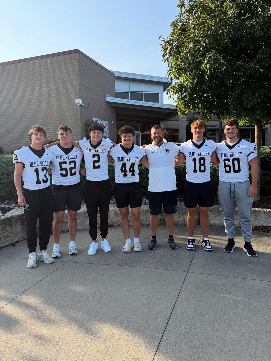 Clayton Jones (@coachjonesbv) on Twitter photo Football Captains at car line this morning. Great way to start the school day!! <a href="/taftstueve/">Taft Stueve</a> <a href="/blandi_chase/">Chase Blandi</a> <a href="/CecilWysong/">Cecil Wysong IV</a> <a href="/SamuelKile2026/">Samuel Kile</a> <a href="/pstevens207/">Parker Stevens</a> <a href="/HudsonBracken/">Hudson Bracken</a> <a href="/BV_CoachTerrell/">Allen Terrell</a> <a href="/bvhs_tigers/">Blue Valley High School</a> Football Captains at car line this morning. Great way to start the school day!! <a href="/taftstueve/">Taft Stueve</a> <a href="/blandi_chase/">Chase Blandi</a> <a href="/CecilWysong/">Cecil Wysong IV</a> <a href="/SamuelKile2026/">Samuel Kile</a> <a href="/pstevens207/">Parker Stevens</a> <a href="/HudsonBracken/">Hudson Bracken</a> <a href="/BV_CoachTerrell/">Allen Terrell</a> <a href="/bvhs_tigers/">Blue Valley High School</a>