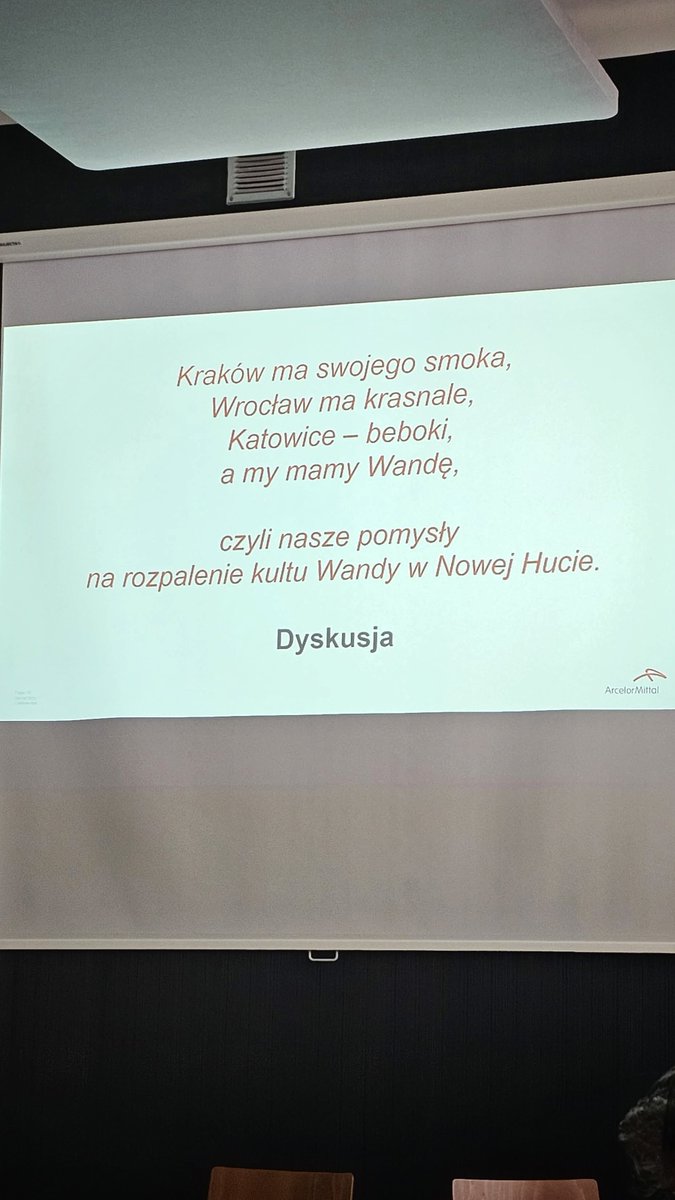 NaszaHuta's tweet photo. Za nami konkretne i potrzebne spotkanie w RD XVIII 💬 @ArcelorMittalPL pyta o potrzeby mieszkańców, chce działać prospołecznie i ekologicznie 🌱 Radni podzielili się pomysłami - to dopiero początek współpracy dla dobra Nowej Huty! 💚 #NowaHuta #Wspólnie https://t.co/9Zg2AGsGGS