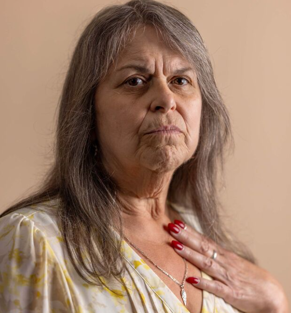 Anna Edney tweet media