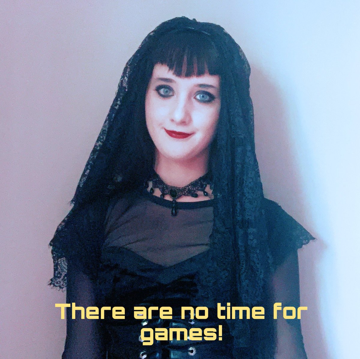 Rocket_space8's tweet image. #hhn34 🖤 Abby Witch puppet is the first cosplay of the HHN szn! @WWENikkiCross #wwe #fireflyfunhouse #abbywitch