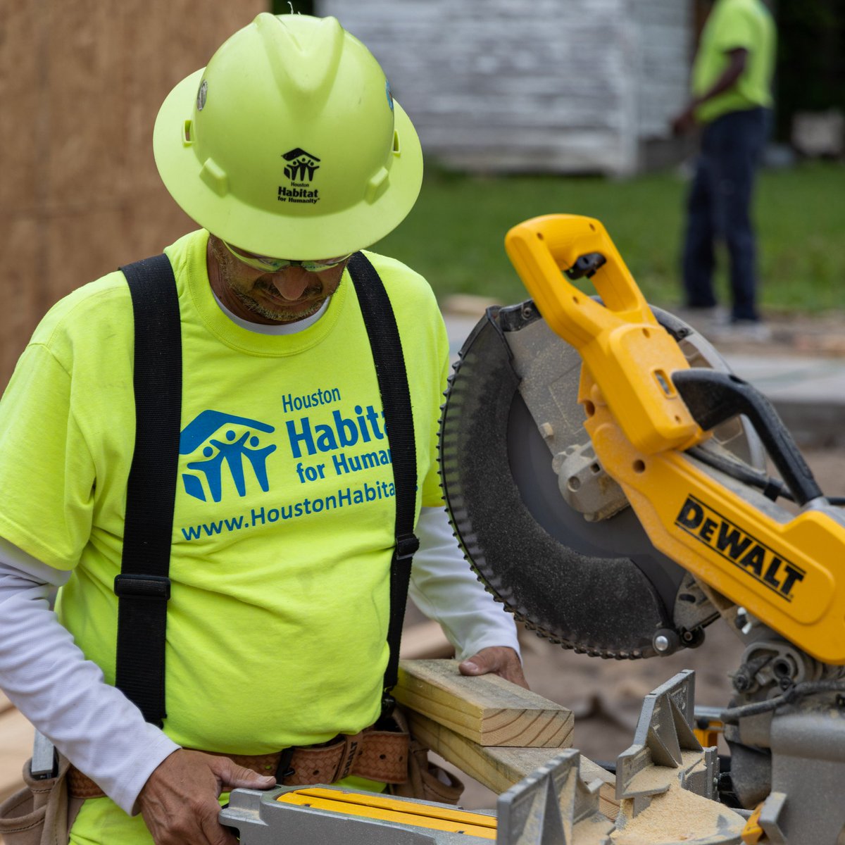 Roofing #contractors, with #FORTIFIED you can:
✅ Build stronger properties.
✅ Earn customer trust through third-party verification.
✅ Elevate your business’s reputation.

Get started today with the science-backed standard for storm protection and visit fortifiedwise.org.