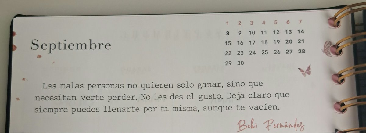 Angela_Argueso's tweet photo. 'Deja claro que siempre puedes llenarte por ti misma, aunque te vacíen.' @bebi_fernandez 💥 https://t.co/Pdbgh3ksyf