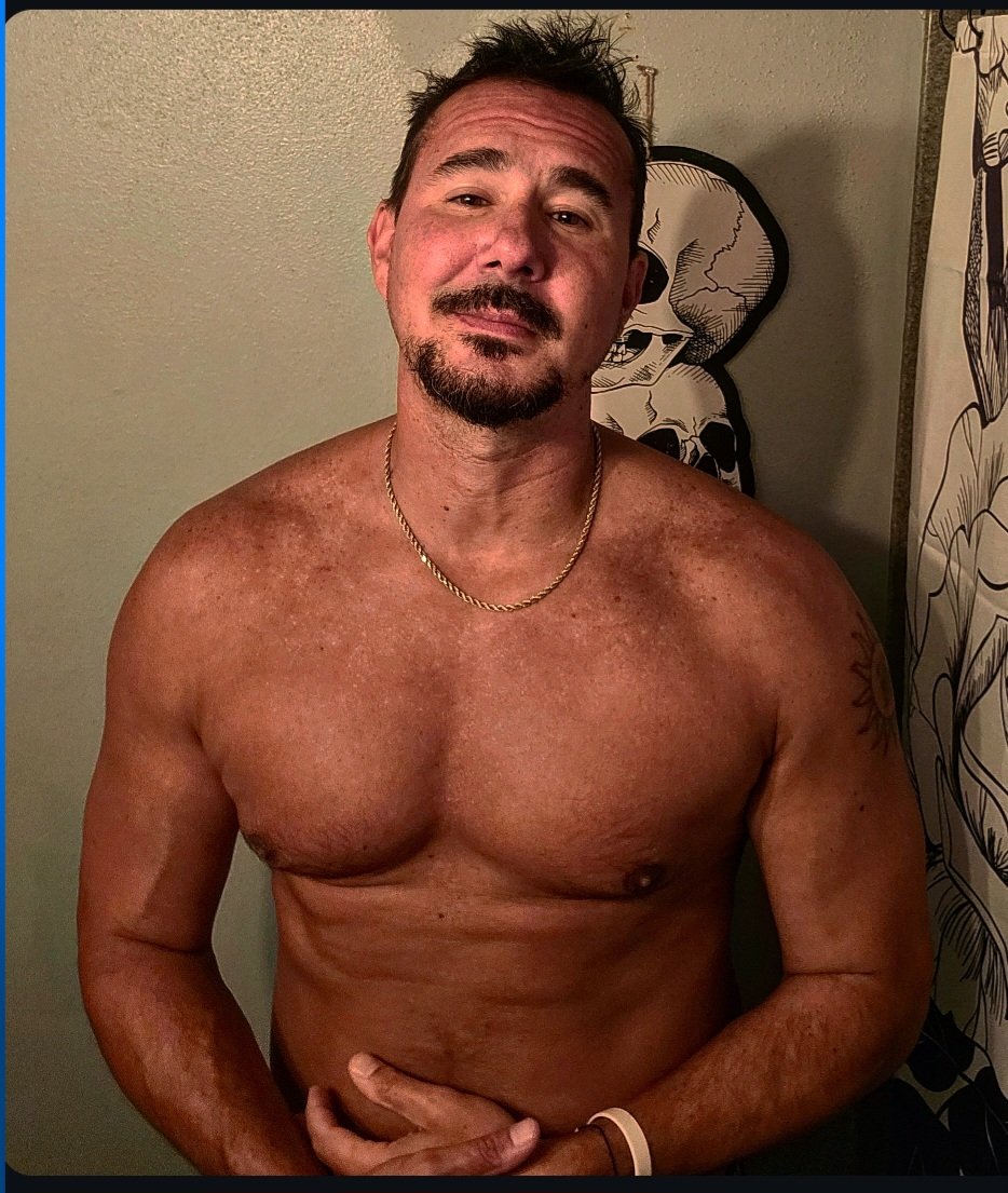 314swinger's tweet image. Post workout pump