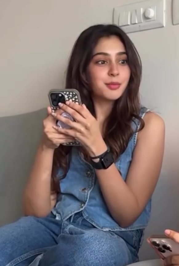 fairytaylor__'s tweet photo. She looks so pretty 😍 😍 
#Nititaylor https://t.co/lf8Ksb0RfE