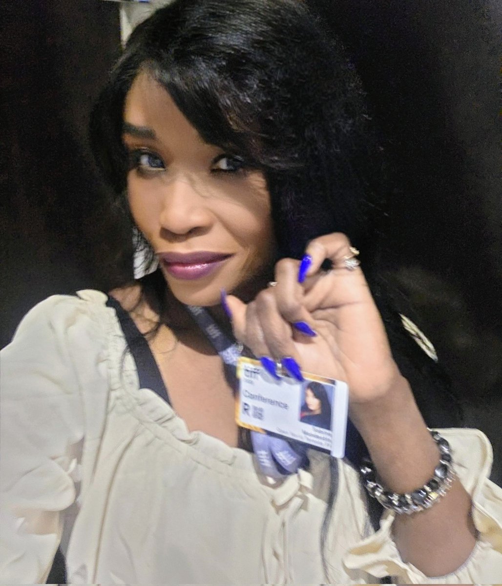 I’ll be around TIFF all week ✨ If you see me, wave me down! Even better—let’s make it a hug moment 😄💕

#TIFF #TorontoFilmFestival #FilmCommunity #SeeYouAtTIFF #FilmLife