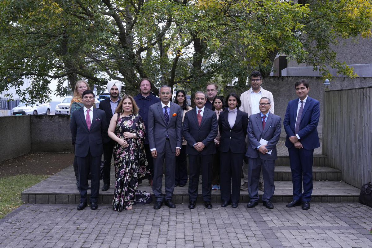 Visited the Indian Embassy in Reykjavík and reviewed the progress achieved on the '3 Ts'. 
Also discussed the ideas for further promoting bilateral trade, tourism and technological collaboration.