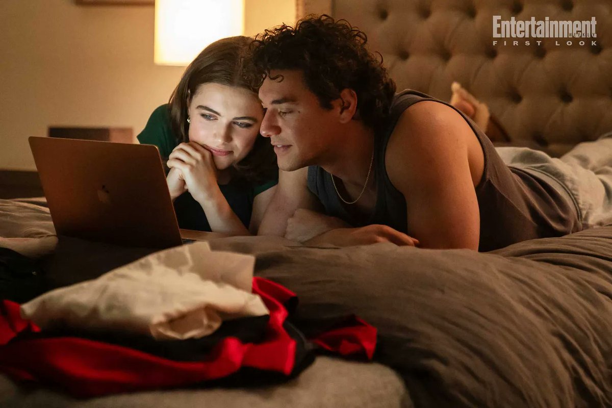 ttliterario's tweet photo. A 1ª temporada de "Off Campus" terá 8 episódios, de acordo com a showrunner Louisa Levy https://t.co/OxzrEHfL4J