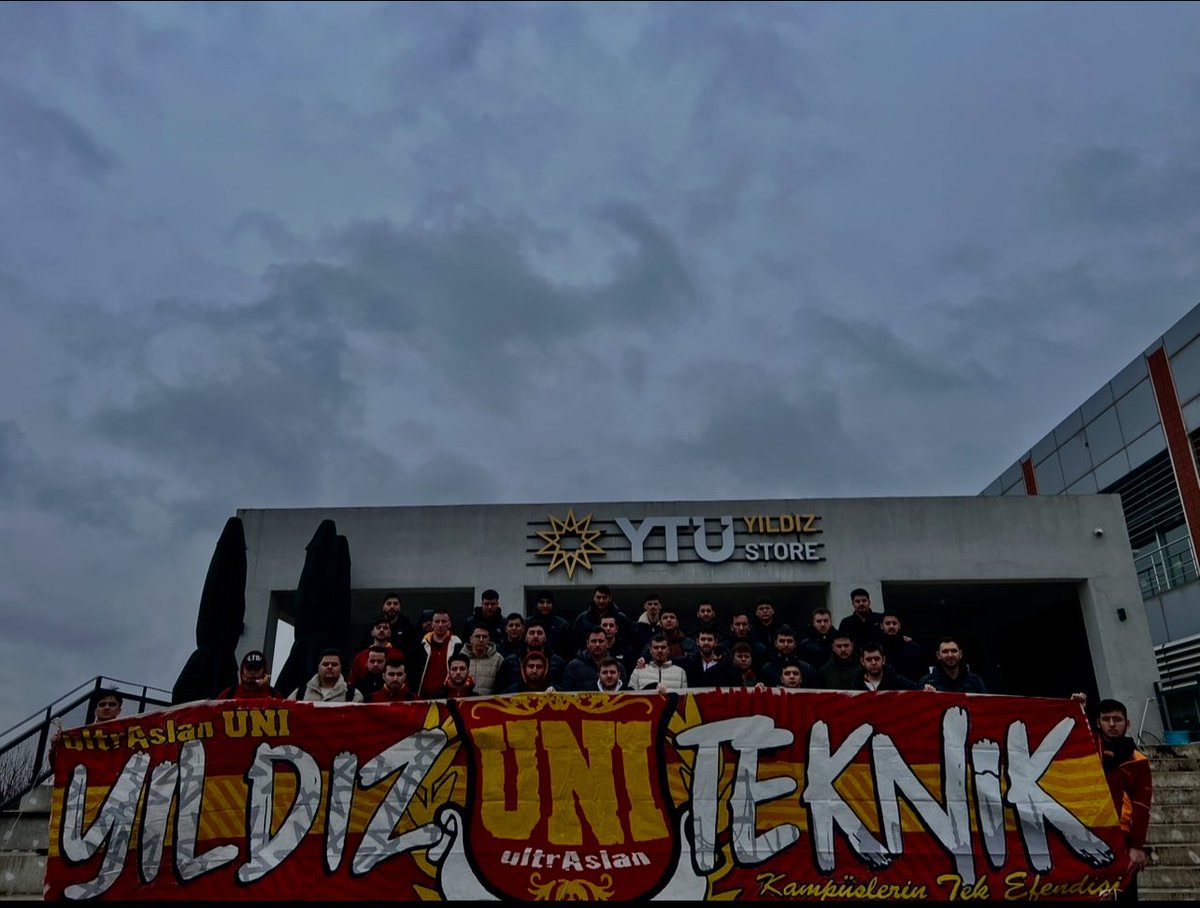 kaanonday's tweet photo. TAYFAM MUZAFFER DAİMA https://t.co/0H2qQzHvze