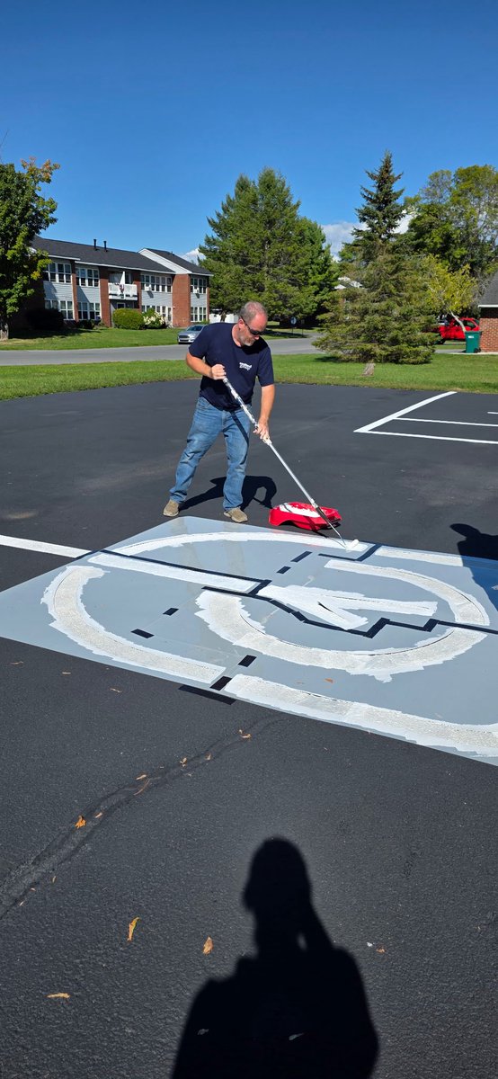 Parkstead Clayton would like to thank our Regional Maintenance Project Manager Kevin, our Regional Manager Stacey and our Property Manager Sean for the outstanding job done on our Basketball Court. It looks absolutely amazing. Thank you to everyone who helped make this possible.