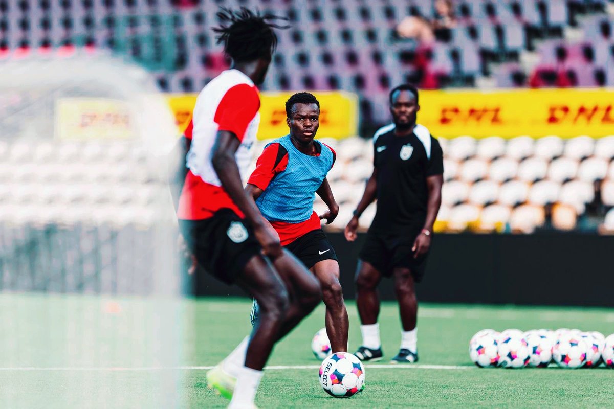 Michael Essien® tweet media