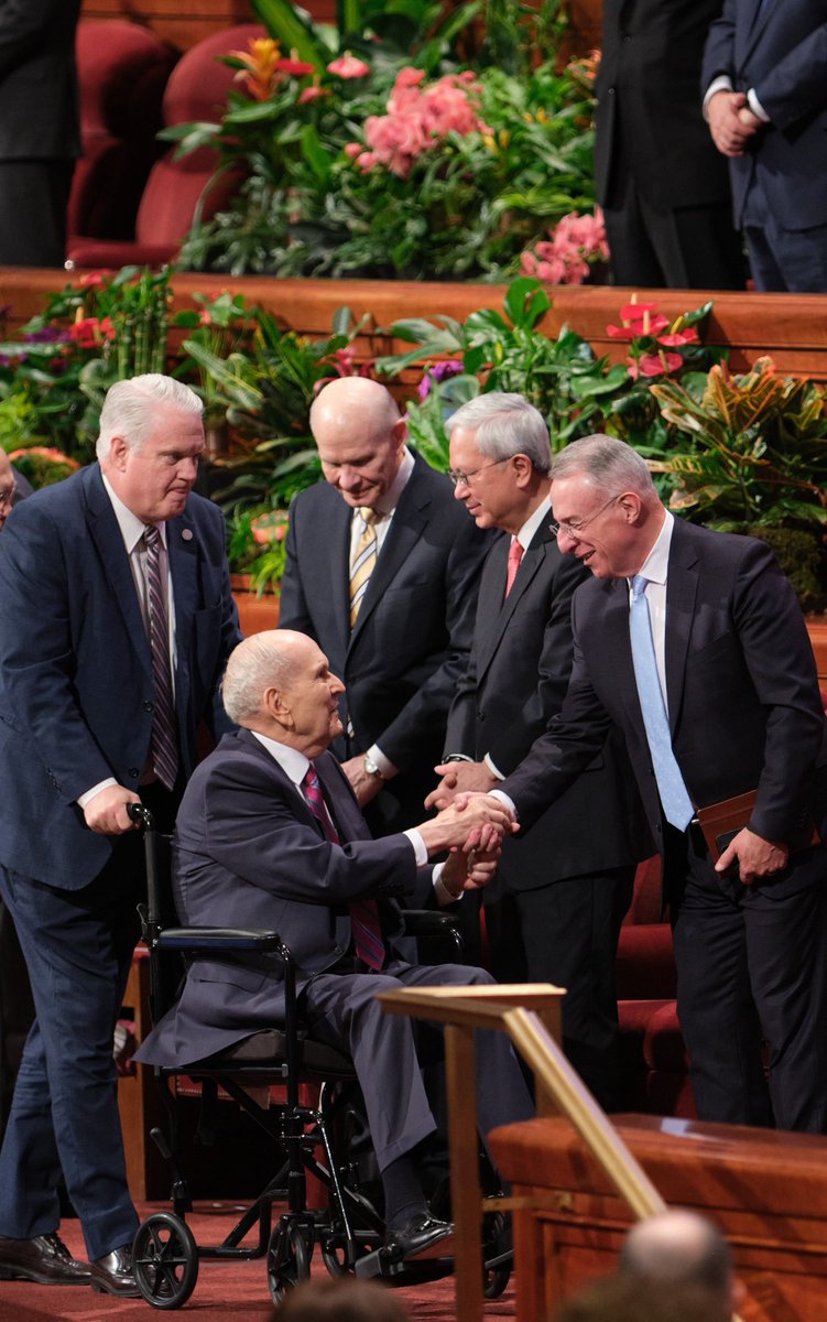 One of the most remarkable attributes I have observed in President Russell M. Nelson’s leadership is his ability to lead people with compassion. He focuses on the good in people rather than their shortcomings.

He follows the Savior’s pattern as described in 3 Nephi 9:14,