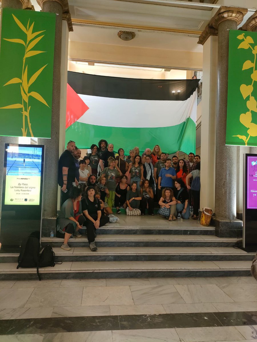 Asamblea Menos Lectivas #SalvemosLaPública tweet media