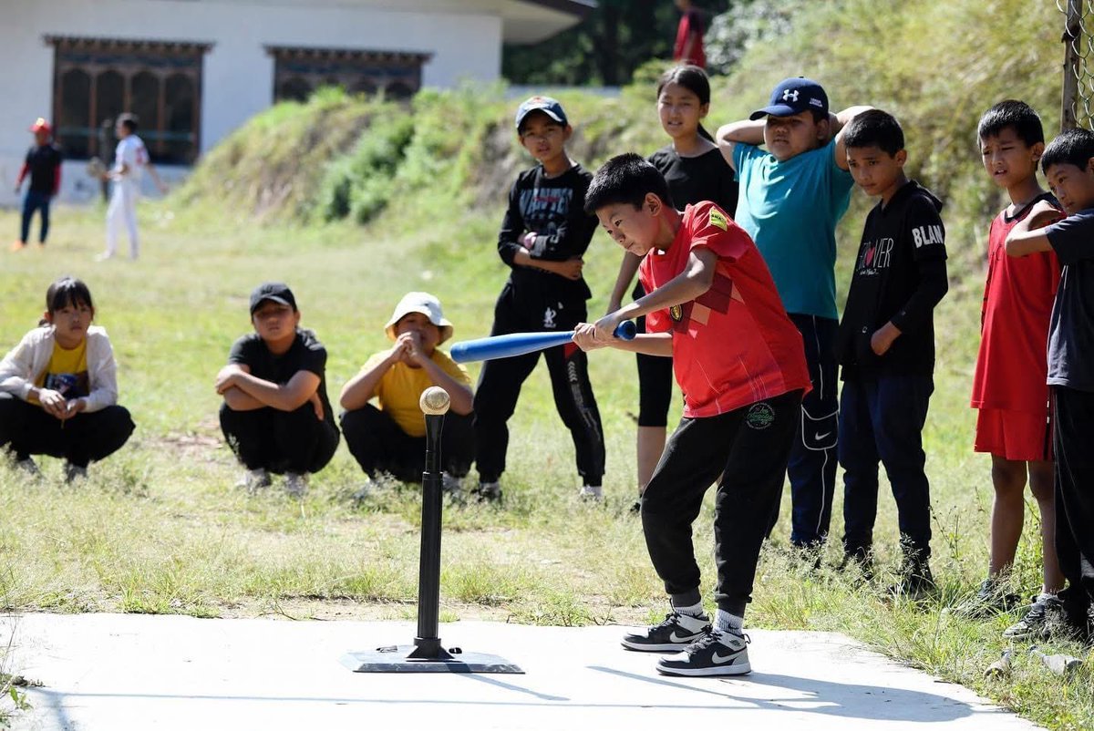 A dream is growing in the Himalayas!  Since 2021, BBSA has introduced over 3,000 kids to the joy of baseball &amp; softball.

But now, we need your help to expand beyond Thimphu!

Read more : bhutanbaseball.org/en/news/fundra…

Support our 2025-2026 Youth Development Fundraiser.