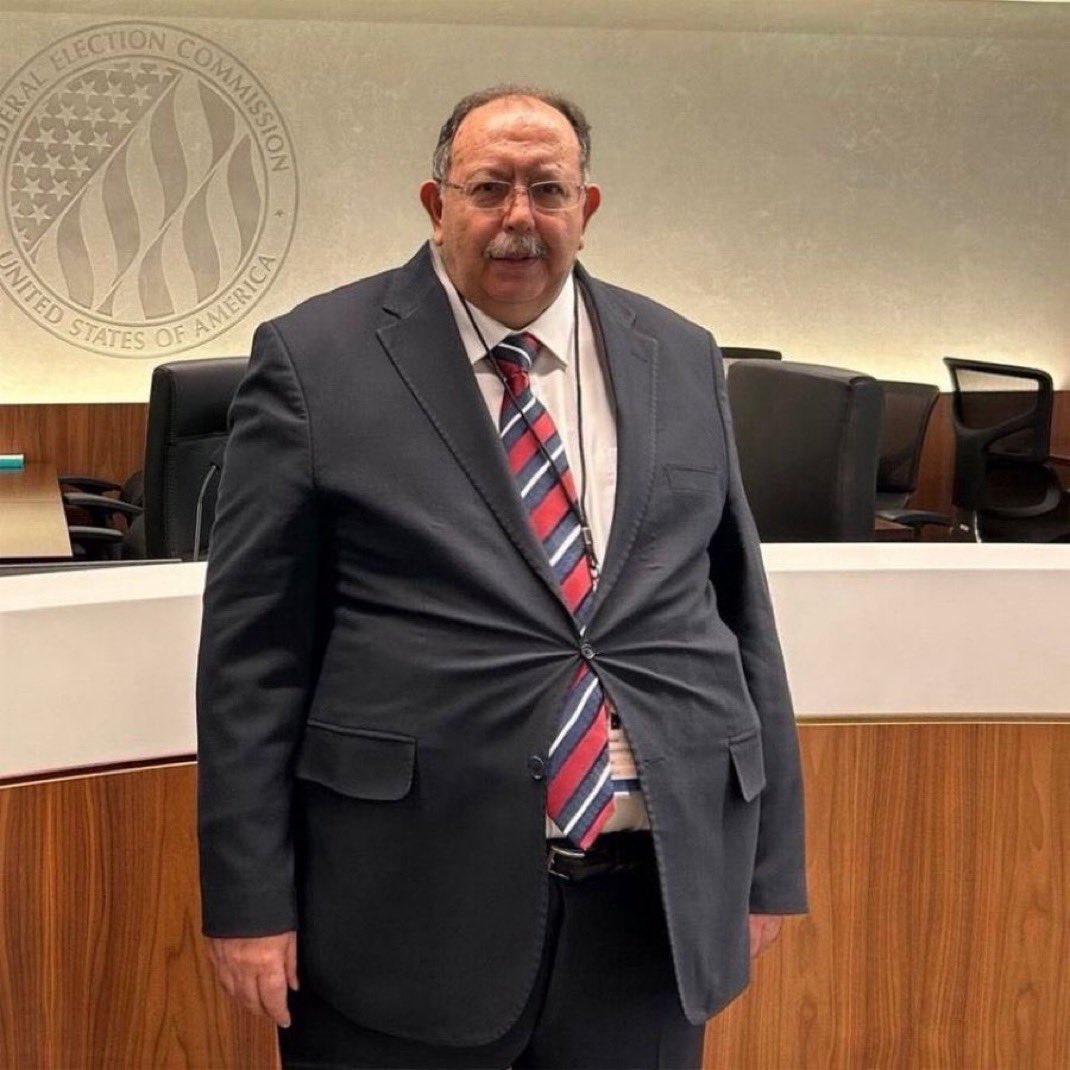 Beni soranlar olmuş …
2,5 milyon mühürsüz oyu sindirmekle meşgulüm, beni kavganıza karıştırmayın.
🤦🏽‍♀️ (ironi)