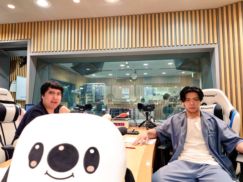 🕒このあと深夜3時からは
マヂカルラブリーのオールナイトニッポン0

今週も大事なお知らせあります！

#マヂラブANN0

【radiko】   
radiko.jp/share/?t=20250…

【17LIVE】
17appv2.onelink.me/D7OH/lk7knpfp