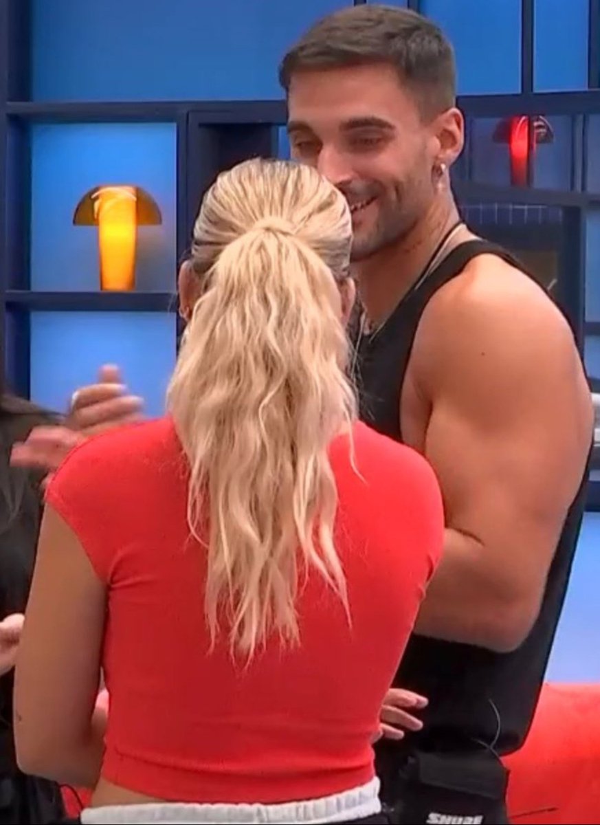 #ViolediMTMAD29
Primer día, de toda una vida, para vivirlos JUNTOS💜🧲💙