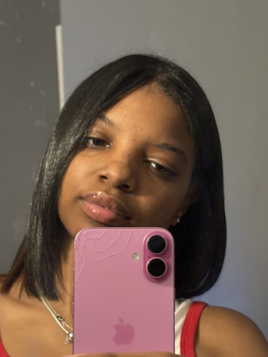 niyahlachelee's tweet image. 