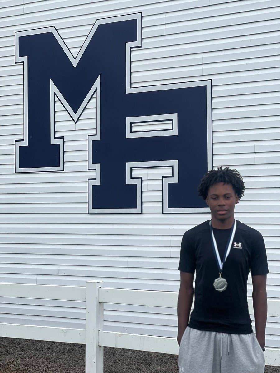Ahmad Francis (@ahmadjr_09) on Twitter photo Congrats to this weeks H&R Block (Richard Whitley) Award winners
-GRANITE BEAR AWARD #15 Ahmad Francis
GO 🐻🏈 granitebearsfb WPAQ 740 AM 106.7 FM The Voice of the Blue Ridge
<a href="/JoelBryantHSOT/">Joel Bryant - HighSchoolOT 🏈</a> <a href="/NCPreps/">Deana King</a> <a href="/GraniteBearsFB/">Mount Airy Football</a> <a href="/__AustinButler/">AB</a> <a href="/PrepRedzoneNC/">Prep Redzone North Carolina</a> <a href="/AlPopsFootball/">𝐀𝐋 𝐏𝐨𝐩𝐬</a> Congrats to this weeks H&R Block (Richard Whitley) Award winners
-GRANITE BEAR AWARD #15 Ahmad Francis
GO 🐻🏈 granitebearsfb WPAQ 740 AM 106.7 FM The Voice of the Blue Ridge
<a href="/JoelBryantHSOT/">Joel Bryant - HighSchoolOT 🏈</a> <a href="/NCPreps/">Deana King</a> <a href="/GraniteBearsFB/">Mount Airy Football</a> <a href="/__AustinButler/">AB</a> <a href="/PrepRedzoneNC/">Prep Redzone North Carolina</a> <a href="/AlPopsFootball/">𝐀𝐋 𝐏𝐨𝐩𝐬</a>