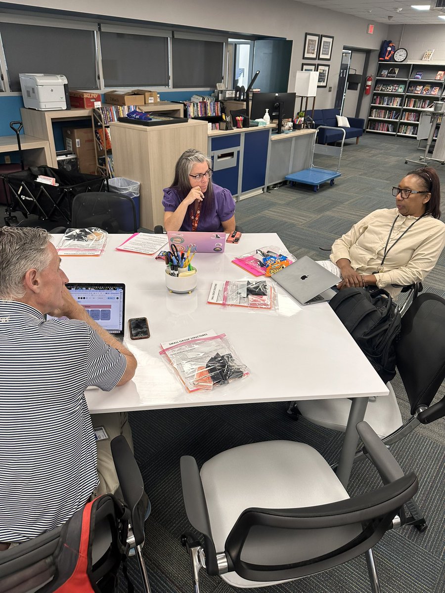 Yesterday <a href="/RISDmath/">RISD Math</a> 3rd-5th grade teachers learned all about a new small group structure. I can’t wait to see these amazing teachers use it in action🤩 #risddreambig
