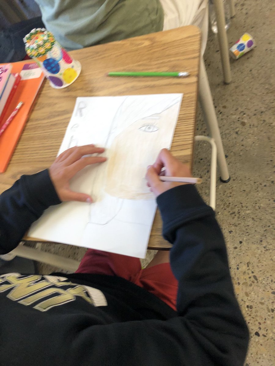 Miss Davis’s Grade 5 Class tweet media