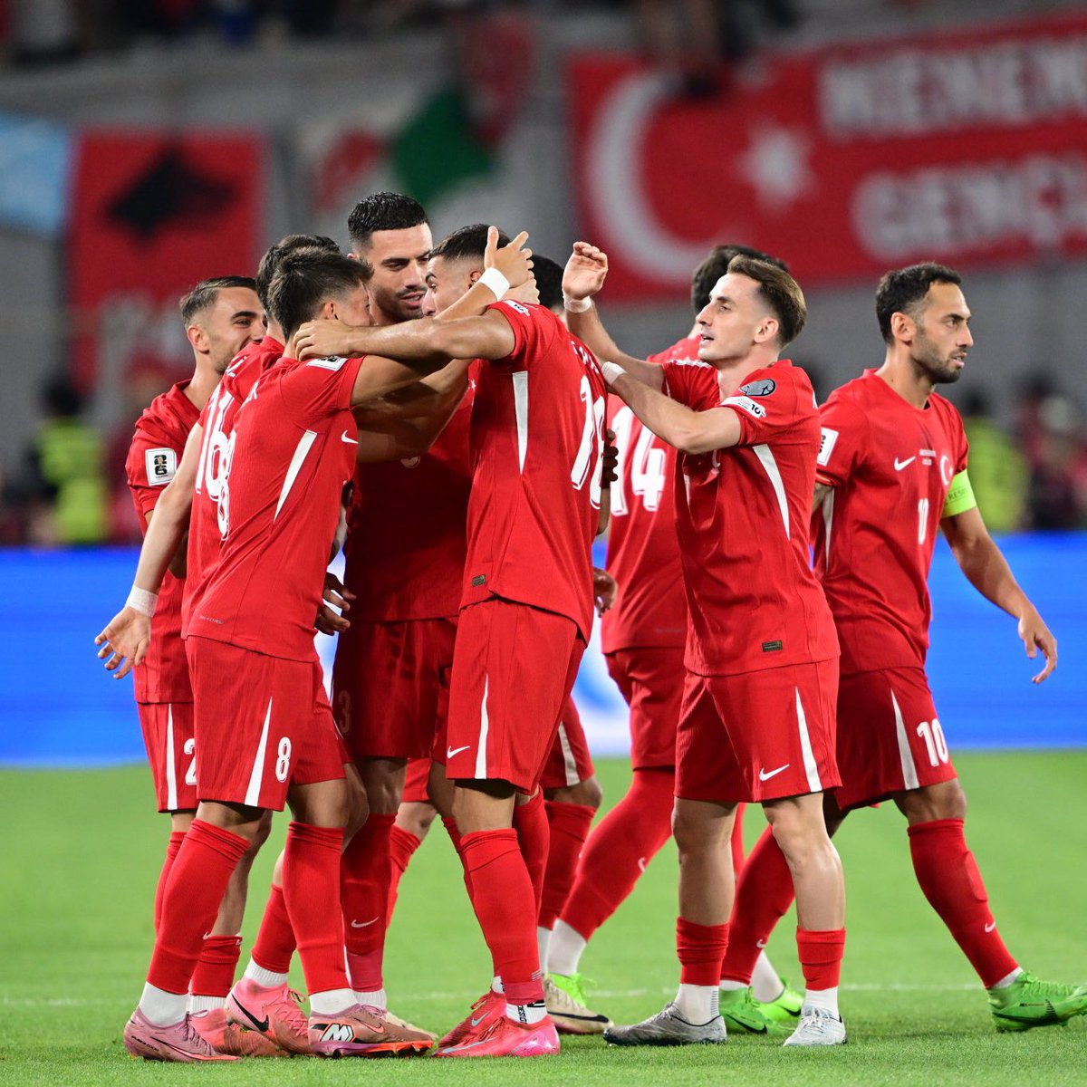 Basketbol, voleybol, futbol derken resmen son 24 saat milli gurur günü oldu. Valla helal olsun hepinize ilaç gibi geldi