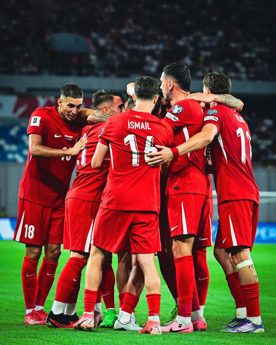 Tebrikler Bizim Çocuklar! 
🇹🇷⚽ 👏

2026 FIFA Dünya Kupası yolunda E Grubu'ndaki ilk maçında Gürcistan’ı 3-2 mağlup eden A Milli Futbol Takımımızı tebrik ediyor, başarılarının devamını diliyorum.

#BizimÇocuklar 
#Millitakım