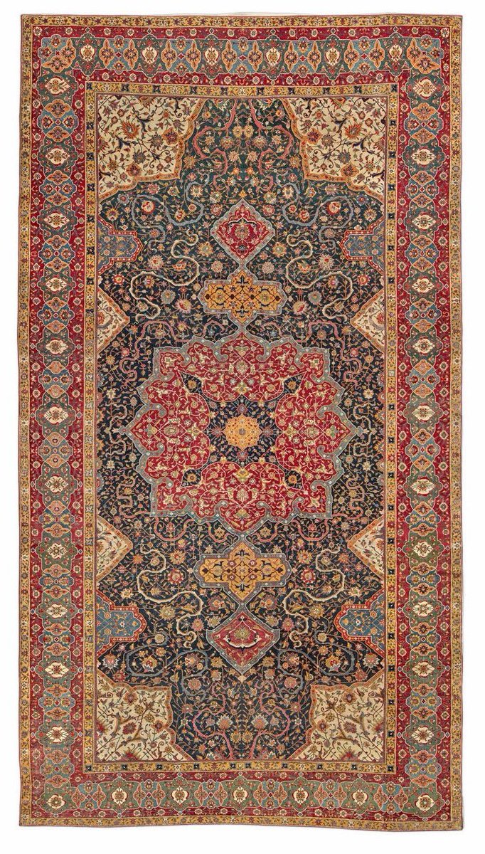 Rothschild medallion carpet
سال ۱۹۹۹ در حراج کریستی لندن به قیمت ۲.۴ میلیون دلار فروخته شد.در ابتدا به Baron Nathaniel Rothschild از بریتانیا به ارث رسید و بعداً به بارون آلبرت روچیلد از اتریش رسید و در جنگ جهانی دوم توسط نازی‌ها غارت شد.بعد توسط امیر قطر خریداری شد.
