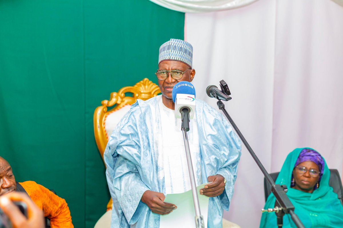 BBMaigari2025's tweet image. Thank you, people of Limbe, for the warm and heartfelt welcome!

On October 12th, we have a rendezvous with history—together, let’s make a new start. 🇨🇲
#BBM2025 #NUDP #UNDP