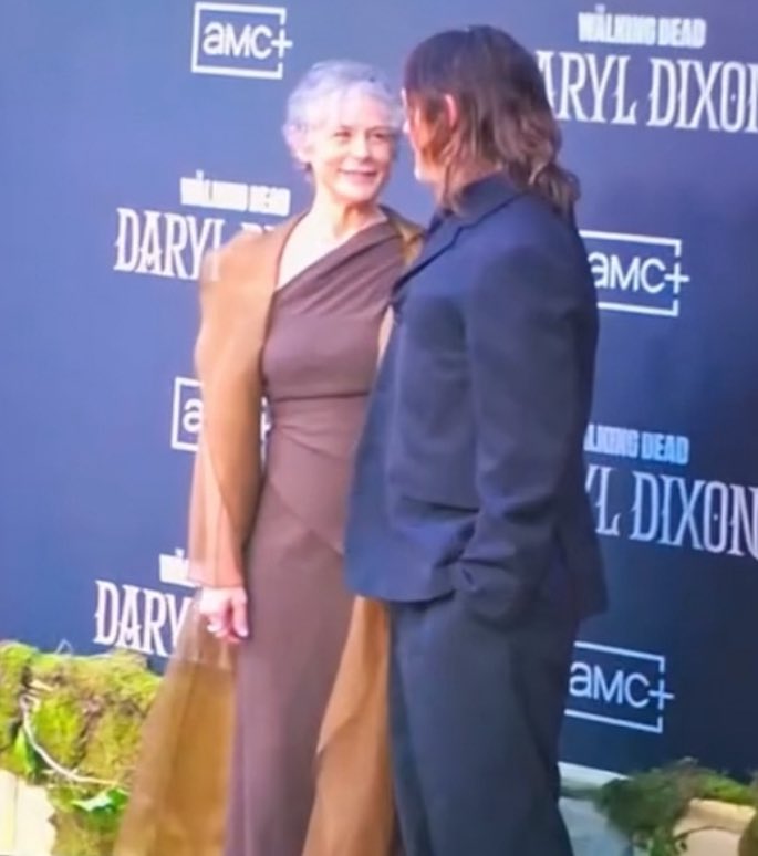 dreamcbride's tweet photo. the most talented hottest delicious and beautiful 60-year-old woman in the world and some random beggar https://t.co/t8vqL8Qn24