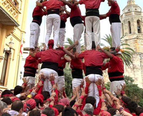 Els <a href="/NensdelVendrell/">Nens del Vendrell</a> confien arrossegar un bon gruix de camises per garantir el 4de8, el 3de8 i el 7de8.
▶️ L'agenda i les previsions del cap de setmana.
✍️<a href="/dprats91/">davidprats</a>
👉revistacastells.cat/2025/09/sabade…
#castells #castellers