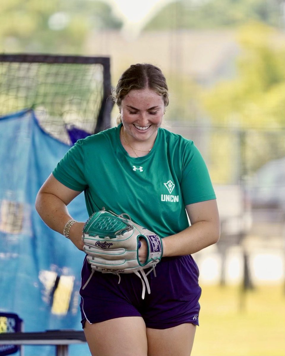 UNCW Softball tweet media
