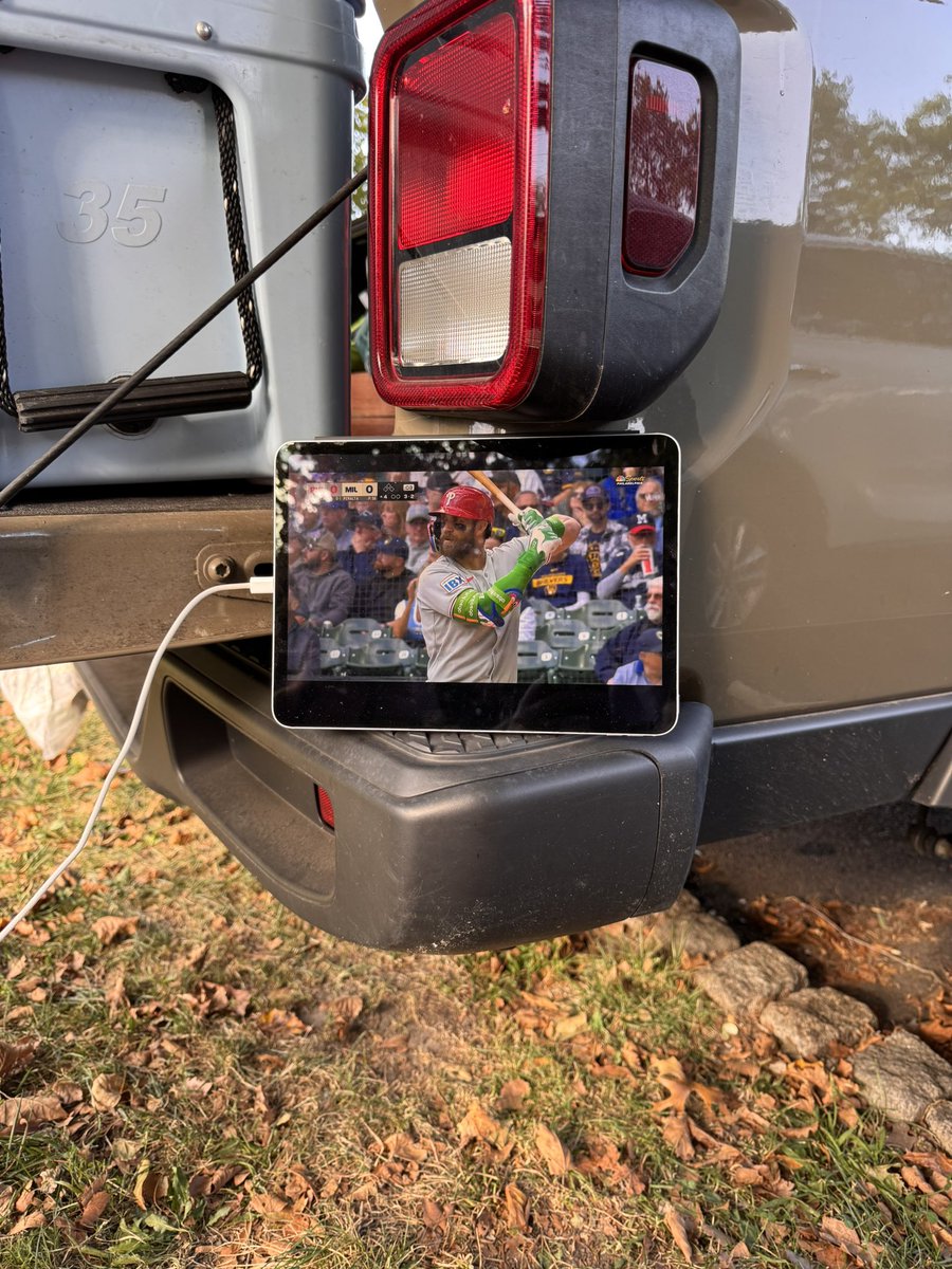 Colin (@cemaguire) on Twitter photo Couldn’t ask for a better birthday! Down at FDR park tailgating the Birds and watching my Phils at the same time! <a href="/Eagles/">Philadelphia Eagles</a> <a href="/Phillies/">Philadelphia Phillies</a> <a href="/TMacPhils/">Tom McCarthy</a> <a href="/RAJr_20/">Ruben Amaro, Jr.</a> Couldn’t ask for a better birthday! Down at FDR park tailgating the Birds and watching my Phils at the same time! <a href="/Eagles/">Philadelphia Eagles</a> <a href="/Phillies/">Philadelphia Phillies</a> <a href="/TMacPhils/">Tom McCarthy</a> <a href="/RAJr_20/">Ruben Amaro, Jr.</a>