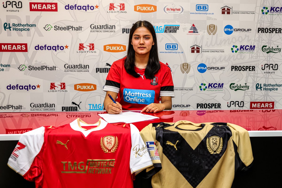 EliSafdari's tweet photo. Looking forward to a new chapter 25/26 
@RotherhamUnited https://t.co/YQnMoBfvFI