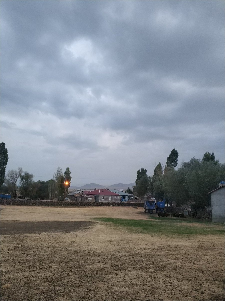 Ezman çima hêrsin ? 🙃