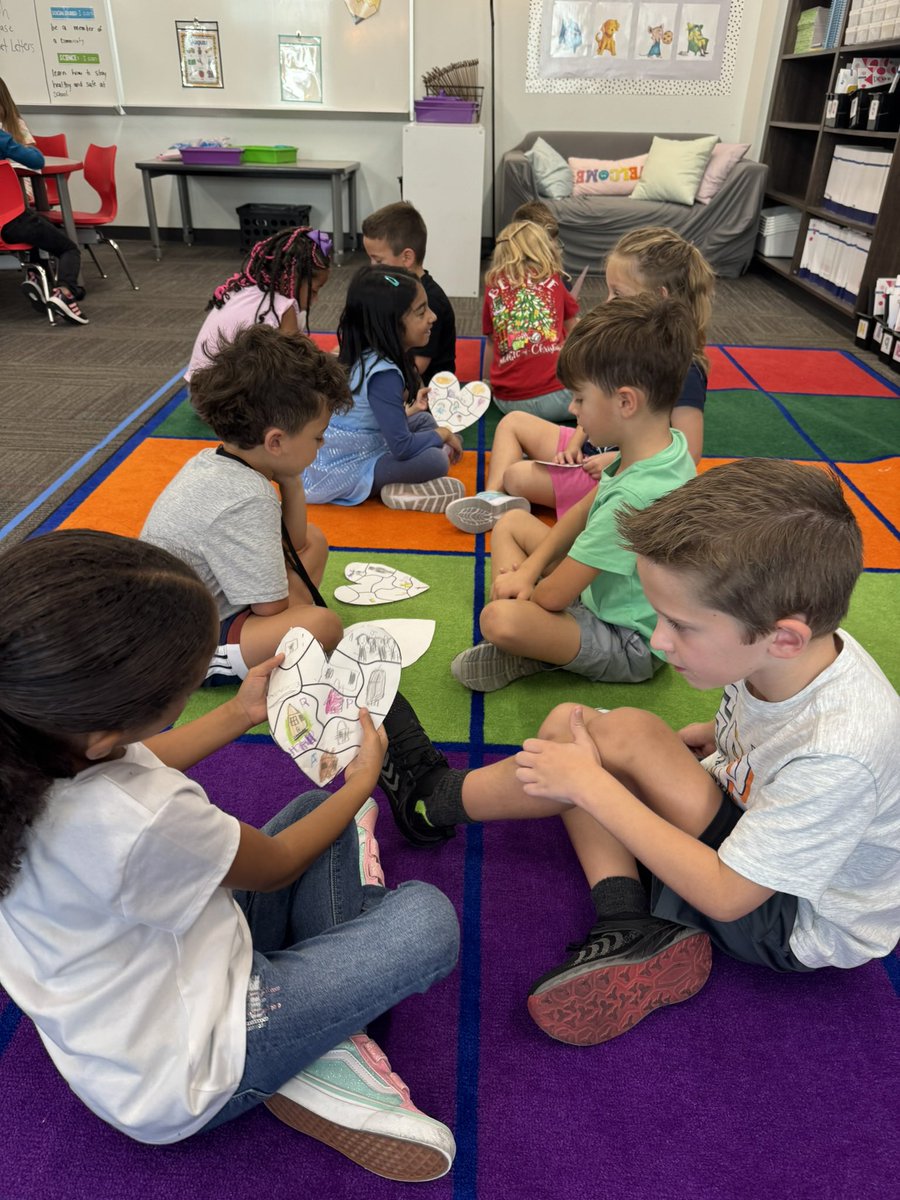 We are writing from the heart in kindergarten! We made heart maps to help us brainstorm ideas to write about. #NCEStrong <a href="/melissaisd/">Melissa ISD</a>