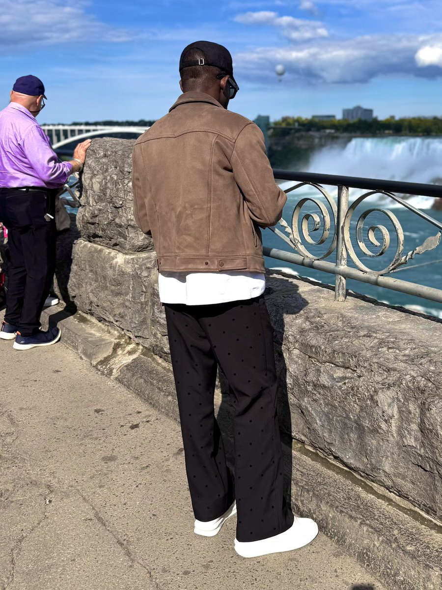 And it came to pass!

That new house
That 7 figures job 
That appointment 
That contract 
That big announcement 
That alert 
That your dream spouse and wedding
That visa
That permit 

This is what you will say while the enemy frowns in disbelief.

And it came to pass

#preyeodede