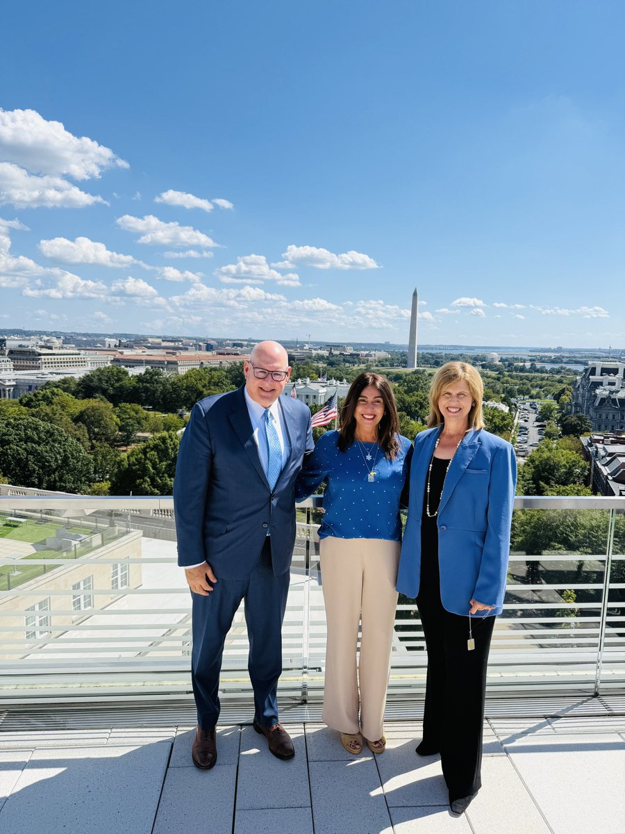 יונייטד תחדש את הטיסות משיקגו ומוושינגטון לישראל החל מה-1 בנובמבר

בפגישה שקיימתי עם בכירי חברת יונייטד, סיכמנו על  חידוש הטיסות הישירות משיקגו ו-וושינגטון לישראל, החל מה-1 בנובמבר. 

הרחבת היעדים של יונייטד היא בשורה גדולה לישראלים ולבאים מחו”ל, זה יגדיל את ההיצע ויוריד את