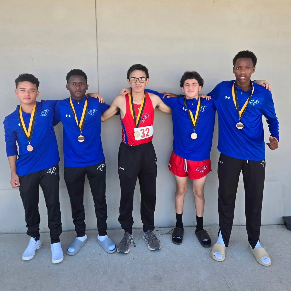 CHS XC & TF tweet media