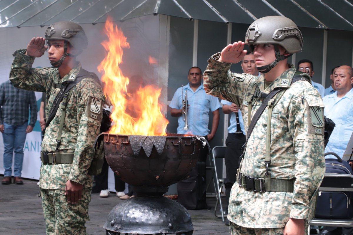 El amor a la Patria es un valor profundo que nos confiere identidad. La Bandera Mexicana es símbolo de independencia, libertad y soberanía. <a href="/ITEIJal/">ITEI</a> fortalece su compromiso y honra la lealtad a México. Celebramos Honores, Incineración y Sustitución de la Bandera Nacional.
#ITEI