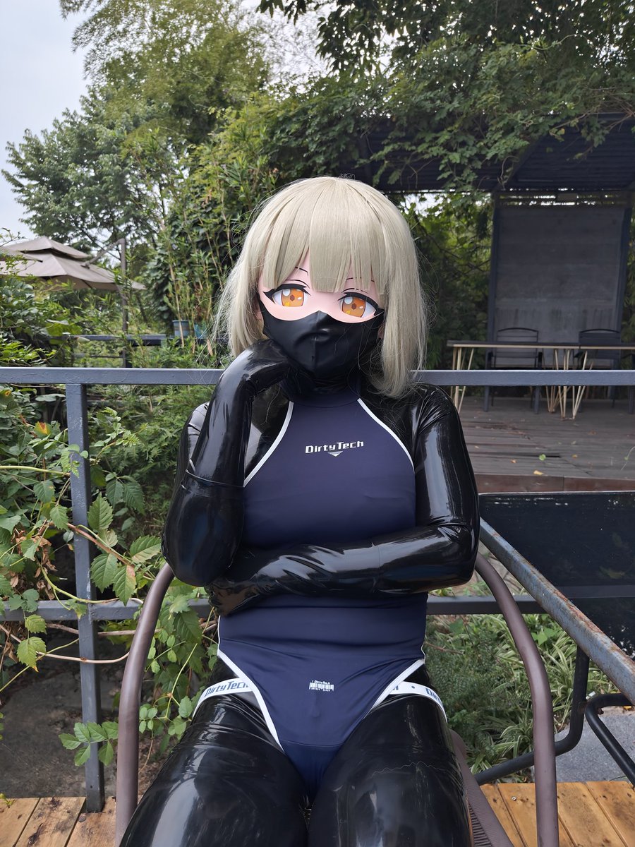 胶胶！
#kigurumi #latex